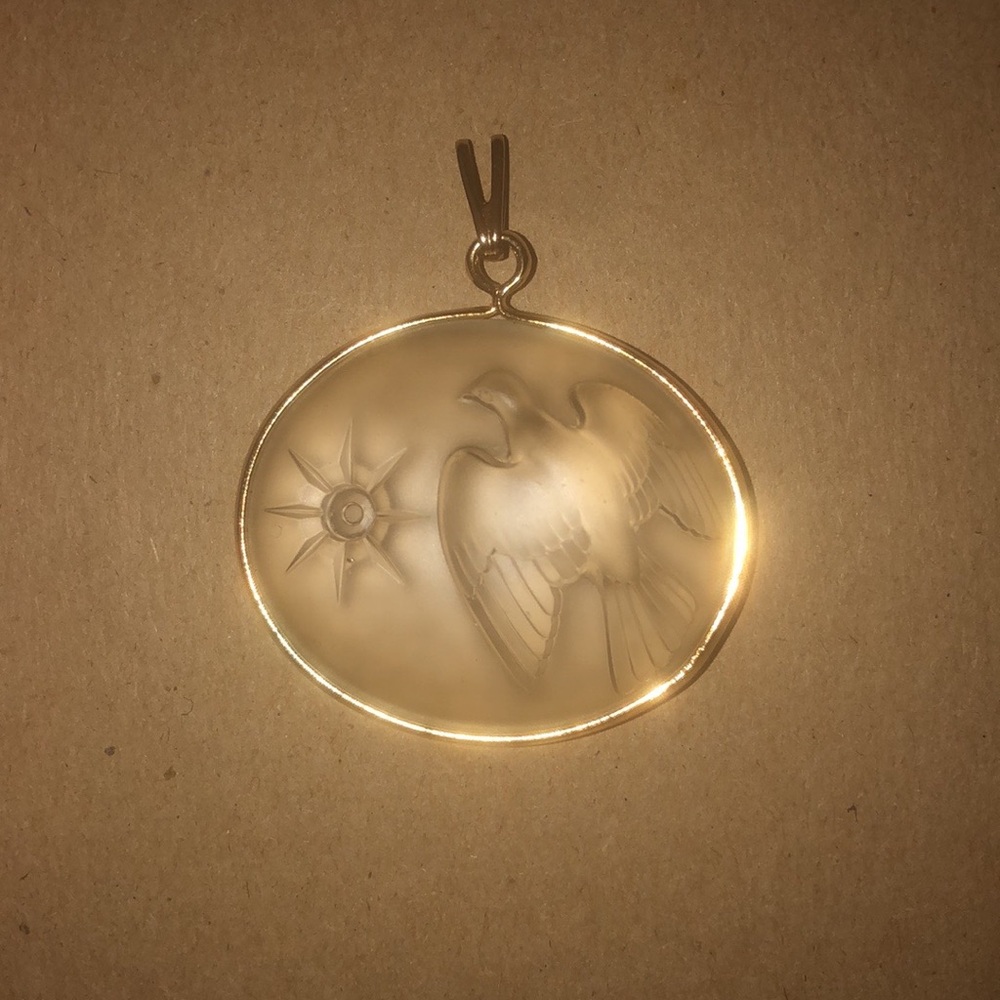 Nina Ricci Pendant